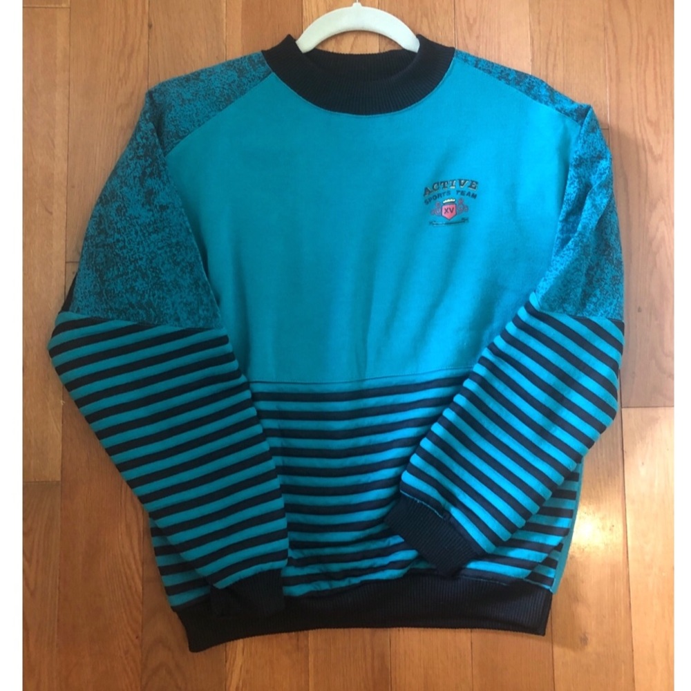 Wild Thunder teal/black crewneck